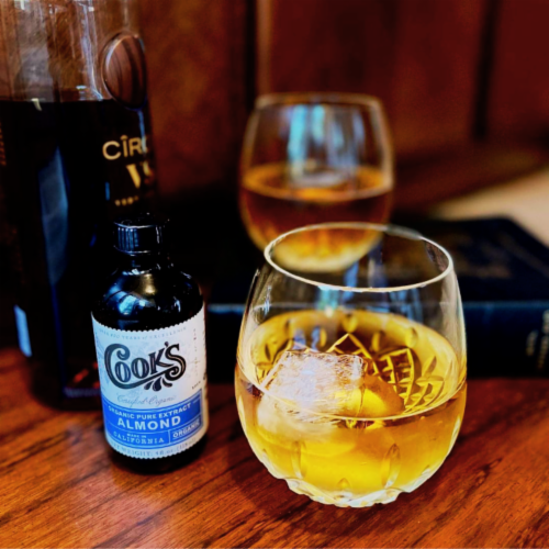 Organic Almond Extract (Pure) Perspective: back