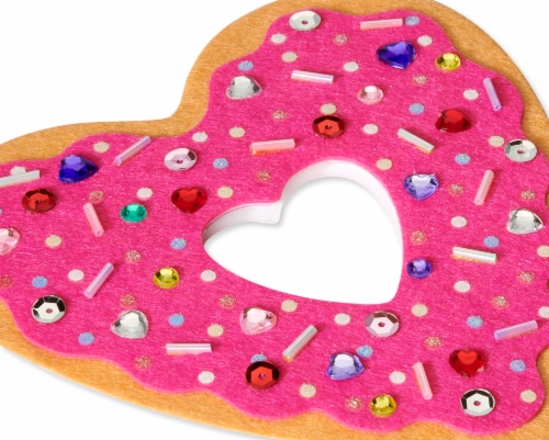 Papyrus Valentine's Day Card (Heart Donut) Perspective: back