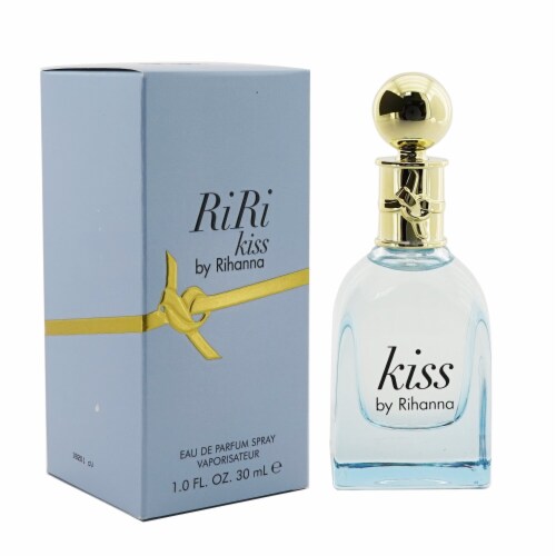 Rihanna riri on sale kiss