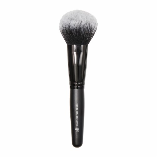e.l.f. Flawless Face Brush Perspective: back