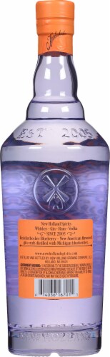 New Holland Brewing Knickerbocker Blueberry Flavored Gin Perspective: back
