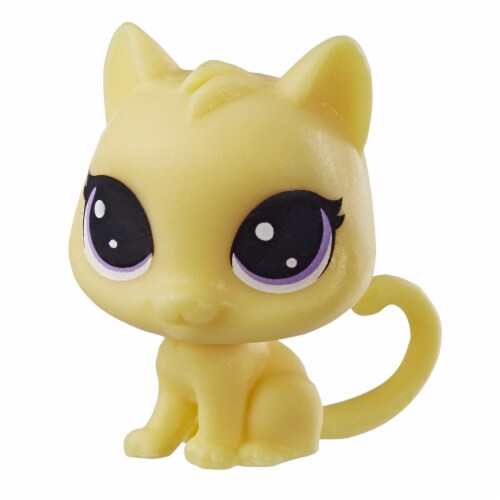 Hasbro Littlest Pet Shop Tabby Cat Figure Perspective: back