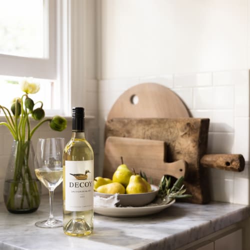 Decoy Sauvignon Blanc Perspective: back