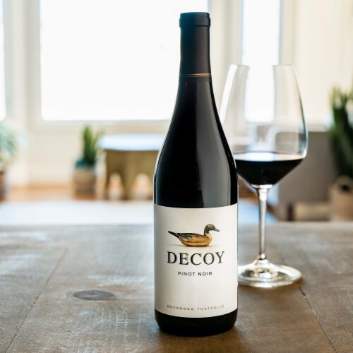 Decoy Pinot Noir Perspective: back
