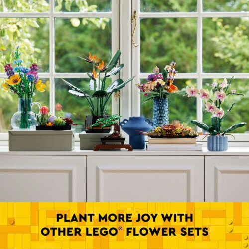 LEGO® Cherry Blossoms 40725 Building Set Perspective: back
