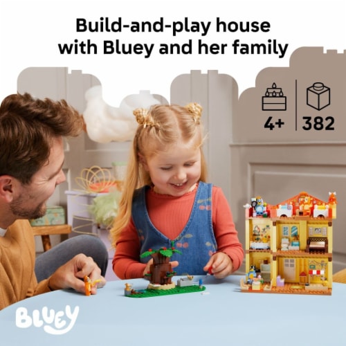 LEGO Bluey: Bluey’s Family House Playset 11203 Perspective: back