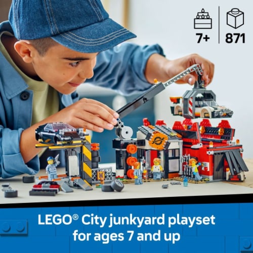 LEGO City Scrapyard with Cars Building Toy 60472 Perspective: back