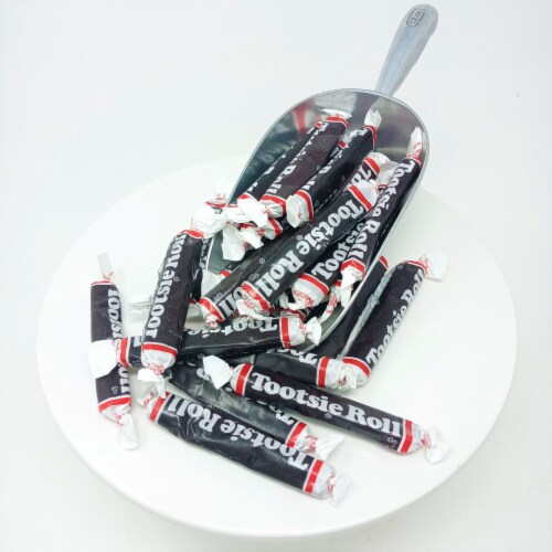 Tootsie Rolls Long Twist Chocolate 1 pound tootsie roll wrapped bulk candy Perspective: back