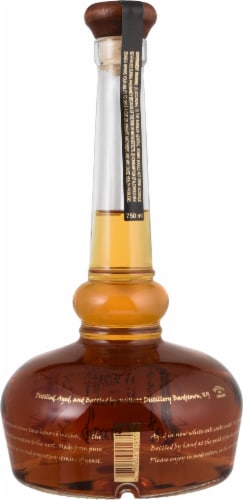 Willett Reserve Kentucky Straight Bourbon Whiskey Perspective: back