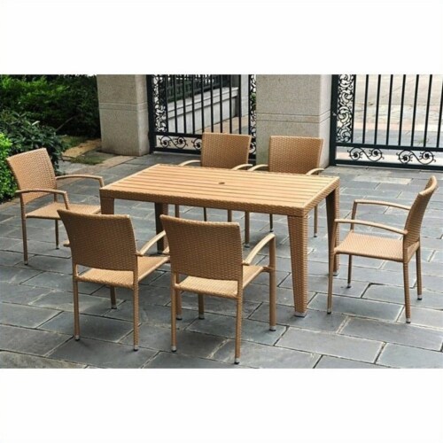 International Caravan Barcelona Resin Wicker/Aluminum Rectangular Dining Table International Caravan Barcelona Resin Wicker/Aluminum Rectangular Dining Table