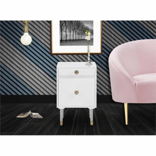 Meridian Furniture Lia Side Table Meridian Furniture Lia Side Table