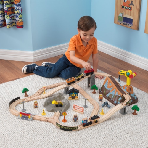 KidKraft 17805 Construction Bucket Top Train Set Perspective: back