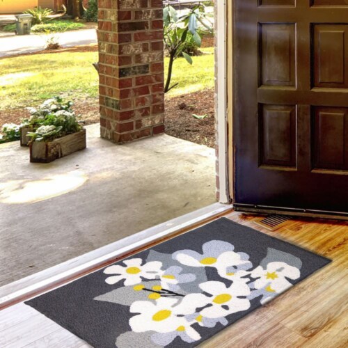 Jellybean JB KR008 20 X 30 In Daisies On Pewter Rug 1 Ralphs