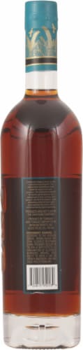 Zaya Aged Blended Rum Perspective: back