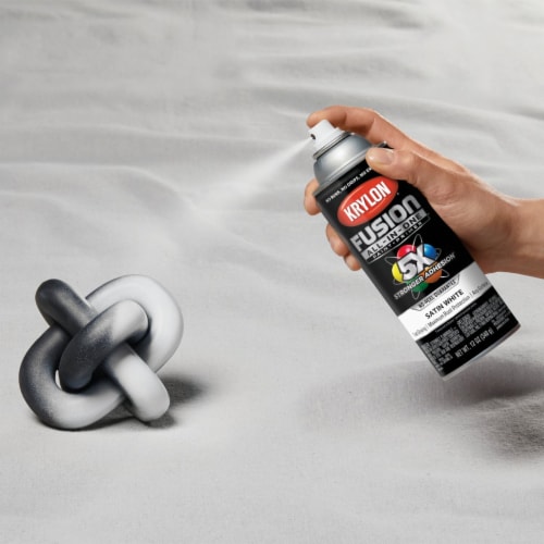Krylon Spray Paint - White Perspective: back