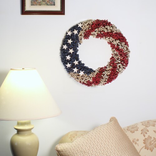 19 Red White and Blue Berries Wreath Perspective: back