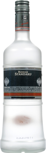 Pyccknn Ctahoapt Standard Vodka Perspective: back