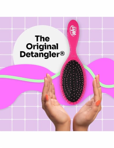 Wet Brush® Original Detangler Perspective: back