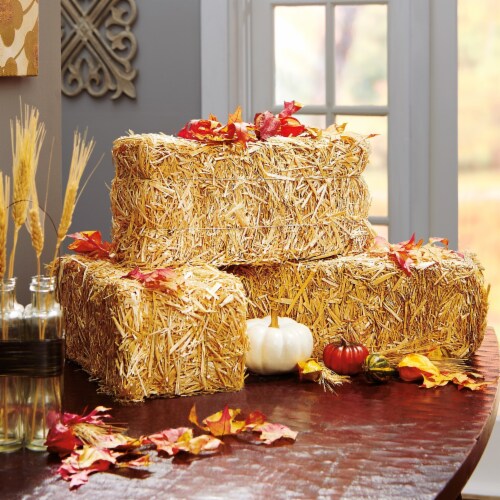 Holiday Home™ Straw Hay Bale Perspective: back