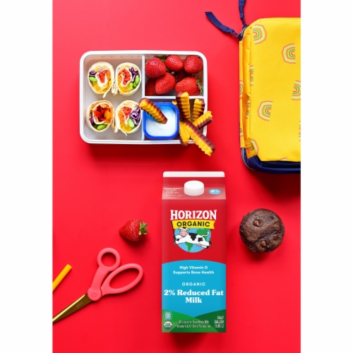 Horizon Organic 2% Reduced Fat Milk Half Gallon Perspective: back