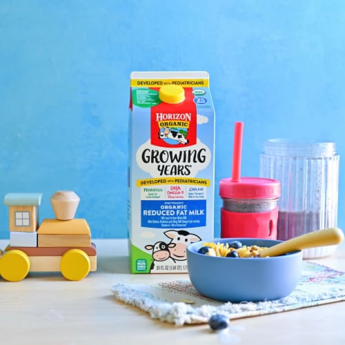 Horizon Organic Growing Years 2% Reduced Fat Milk Perspective: back