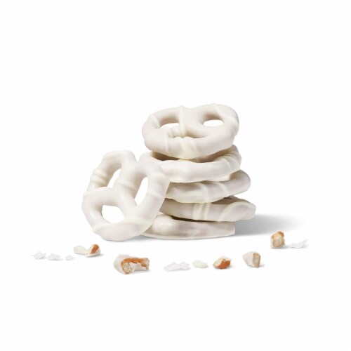 Flipz White Fudge Covered Pretzel Perspective: back