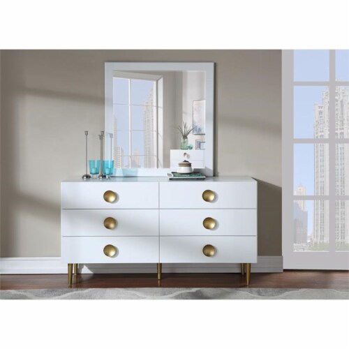Meridian Furniture Zayne Contemporary Mirror in Rich White Finish Perspective: back