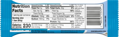 One Hershey's Cookies 'N Creame Protein Bar Perspective: back