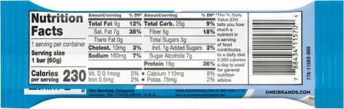One Hershey's Cookies 'N Creme Protein Bar Perspective: back