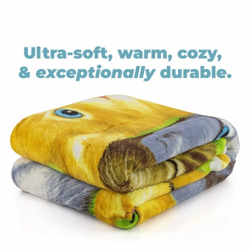 Dawhud Direct Animated Cats Selfie Fleece Blanket 75 x90  Queen Size Perspective: back