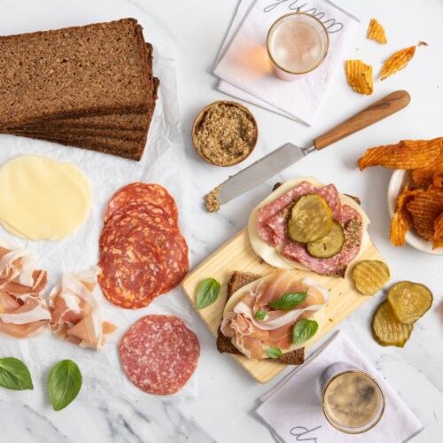 Dad's Sandwich Board Gift Box (7.5 pound) Perspective: back
