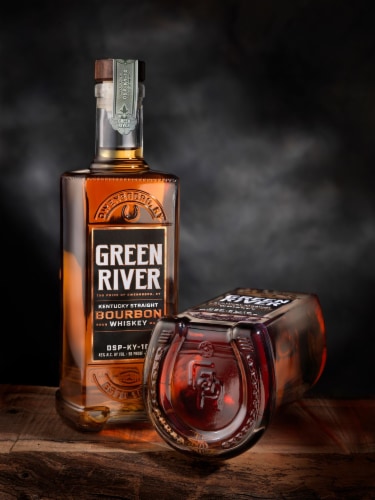 Green River Kentucky Straight Bourbon Whiskey Perspective: back
