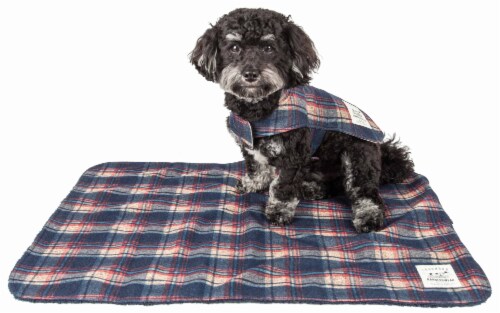 Touchdog 2-In-1 Tartan Plaided Dog Jacket With Matching Reversible Dog Mat Perspective: back