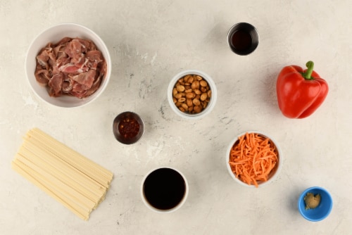 Home Chef Meal Kit Ginger Steak And Peppers With Roasted Peanuts Perspective: back