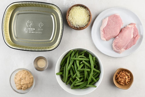 Home Chef Oven Kit Mushroom Smothered Pork Chop with Roasted Green Beans and Crispy Onions Perspective: back