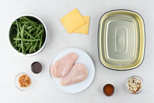Home Chef Oven Kit Smoked Gouda-Crusted Chicken With BBQ-Spiced Green Beans Perspective: back