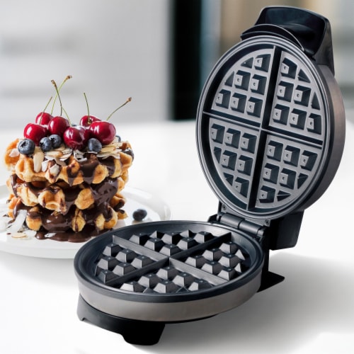 Brentwood Select Nonstick Belgian Waffle Maker in Stainless Steel Perspective: back