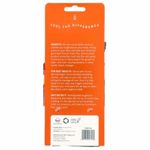 Cleanlogic® Sport Grooming & Body Mitt Perspective: back