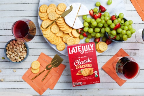 Late July® Organic Classic Crackers 6 oz Box Perspective: back