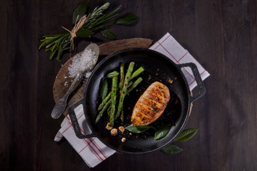 Victoria Double Loop Handles Cast Iron Grill Skillet Perspective: back