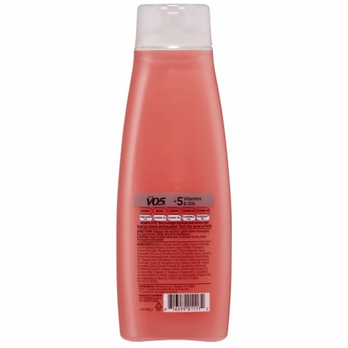 VO5® Strawberries & Cream Moisturizing Shampoo Perspective: back