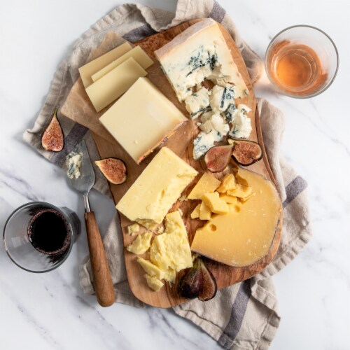 igourmet's Favorites - 4 Cheese Sampler (30 ounce) Perspective: back