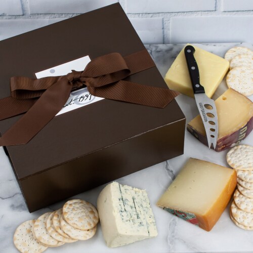 Cheeses for the Steak and Wine Lover Gift Box Perspective: back