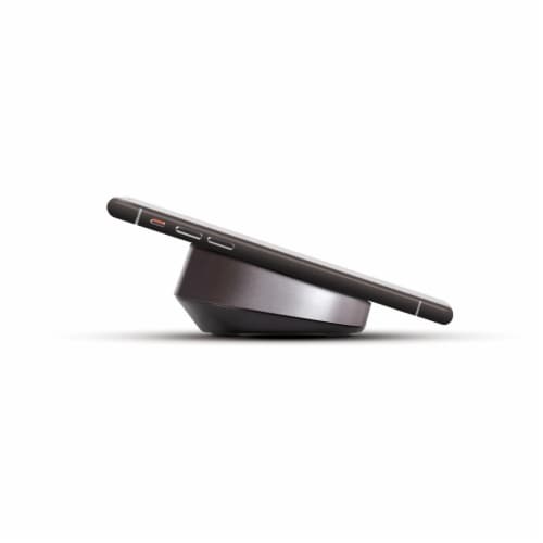 Fast-Charge Wireless Charging Pad (10W) Perspective: back