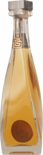 Gram Coramino® Reposado Tequila Perspective: back