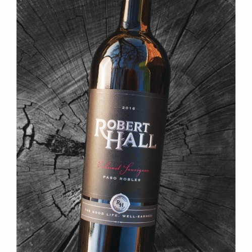 Robert Hall Paso Robles Cabernet Sauvignon 750 ml Perspective: back