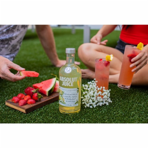 Absolut® Pear & Elderflower Edition Vodka Perspective: back