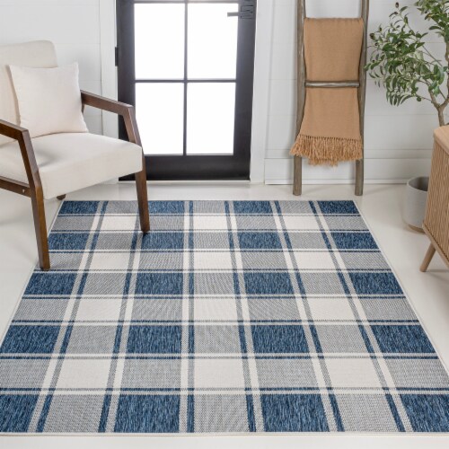 Sabine Traditional Farmhouse Bold Gingham Indoor/Outdoor Area Rug Perspective: back