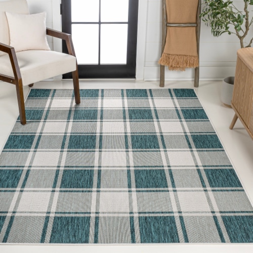 Sabine Traditional Farmhouse Bold Gingham Indoor/Outdoor Area Rug Perspective: back