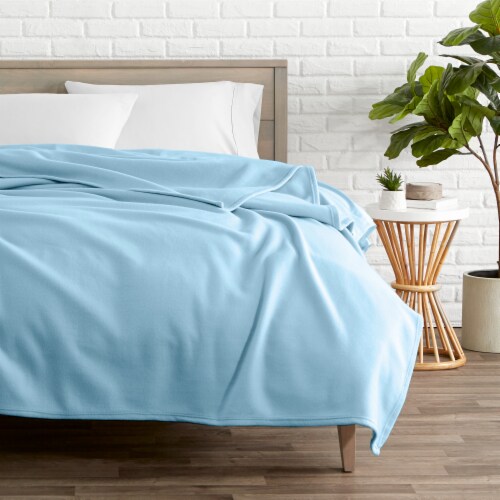 Light blue fleece blanket best sale